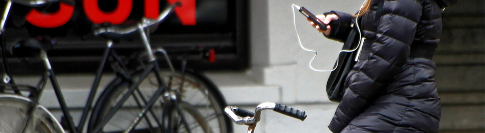 Appen vanaf 1 juli verboden op de fiets
