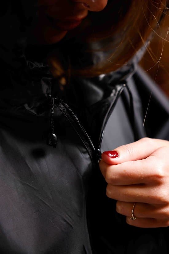 Craved Regenponcho - Waterdicht - Zwart - Fietsponcho