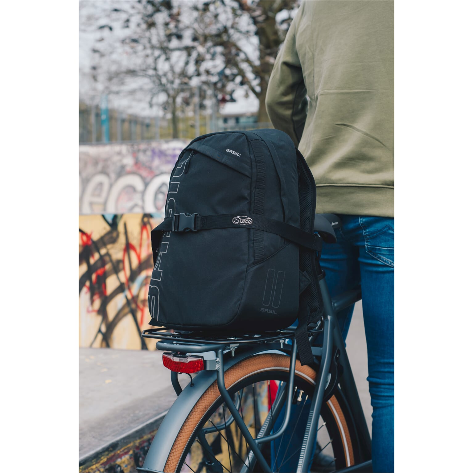 Basil backpack Flex backpack - 17 liter - Zwart