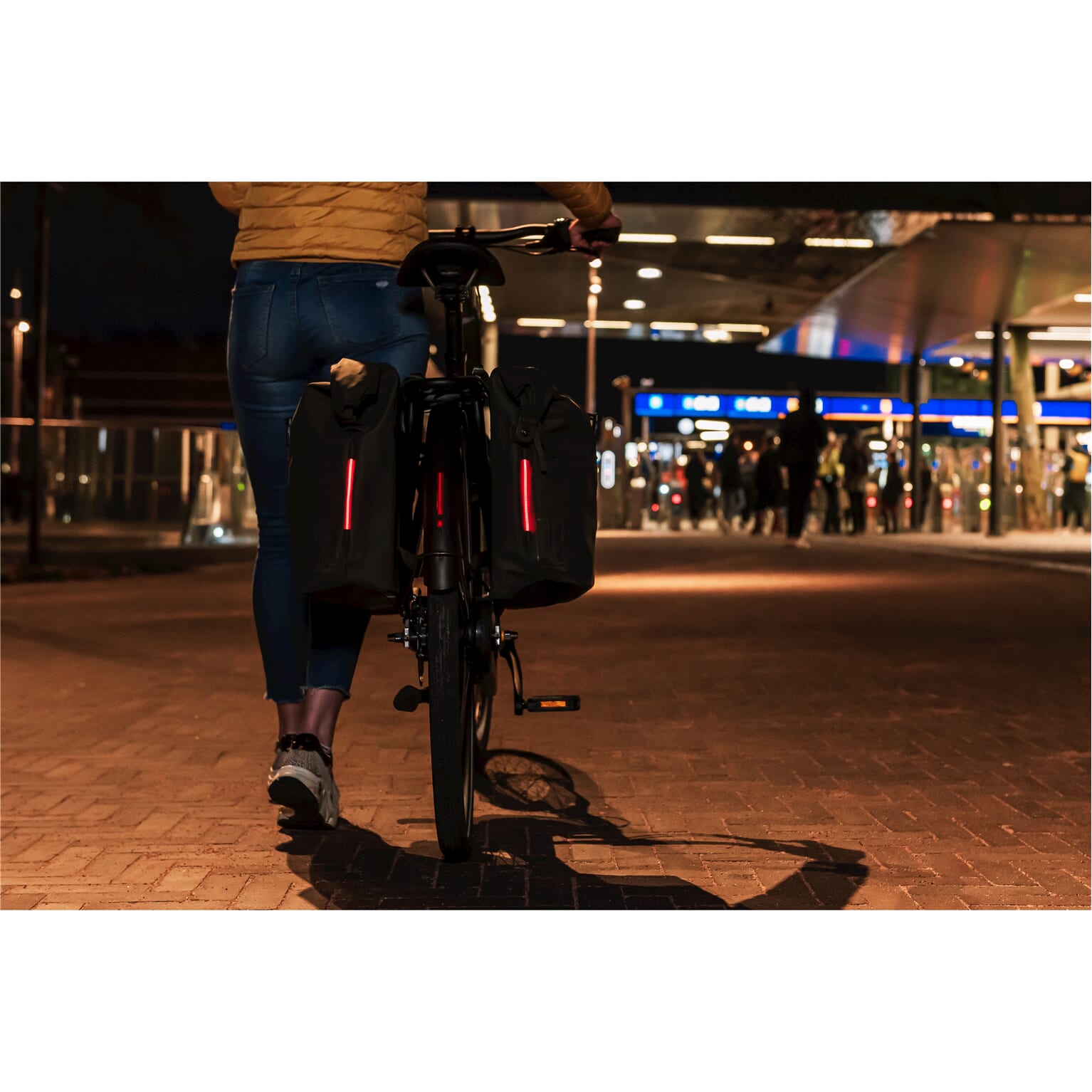 Basil fietstas dubbel SoHo Nordlight moss groen 41L