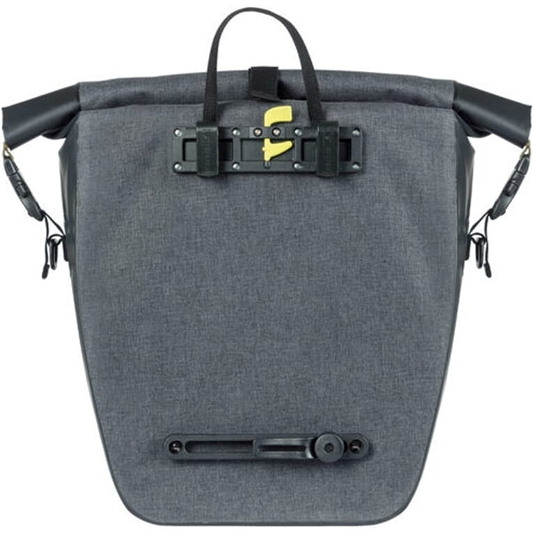 Basil fietstas enkel Navigator Storm M zwart 12-15L