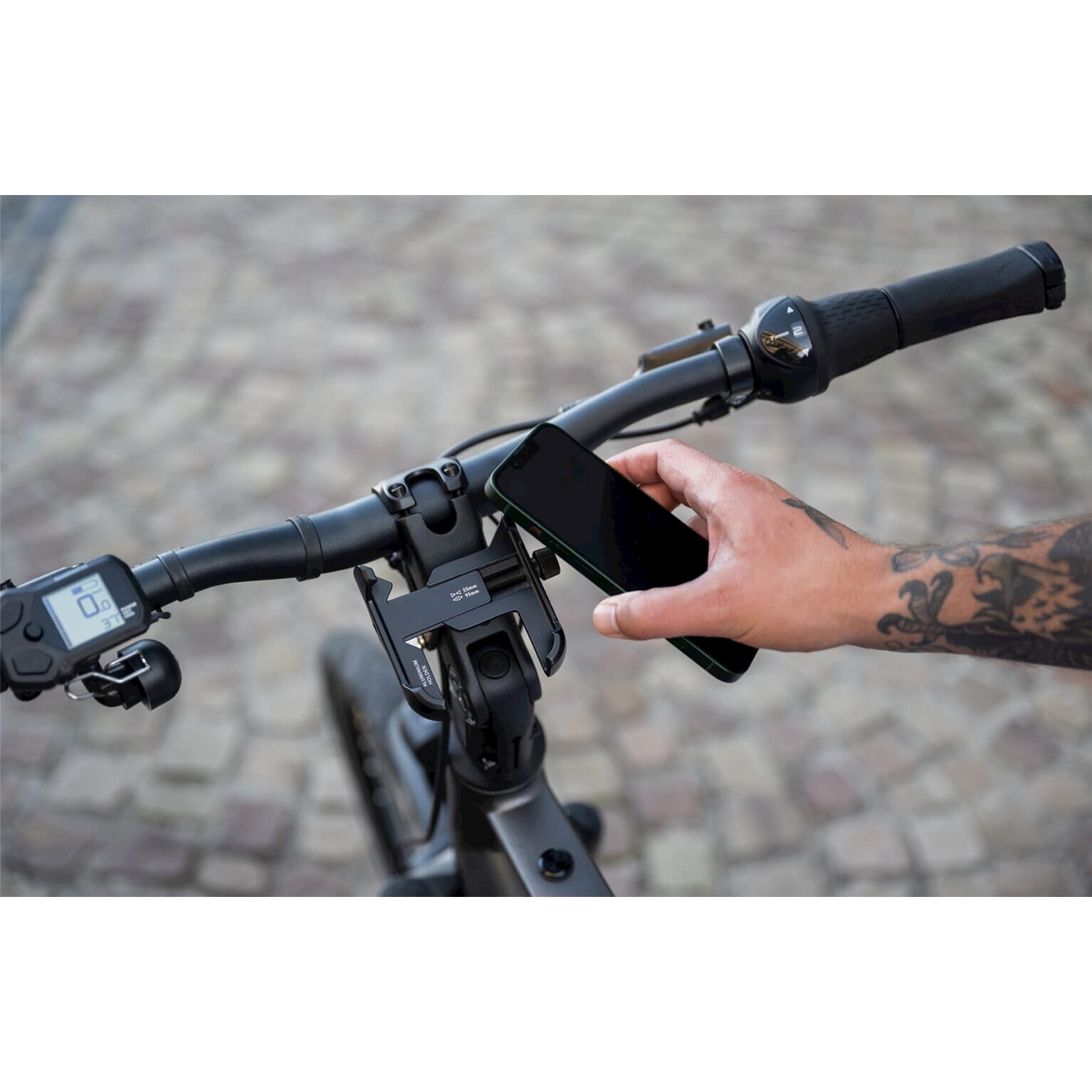 Cortina Telefoonhouder (Stuurpenbevestiging)