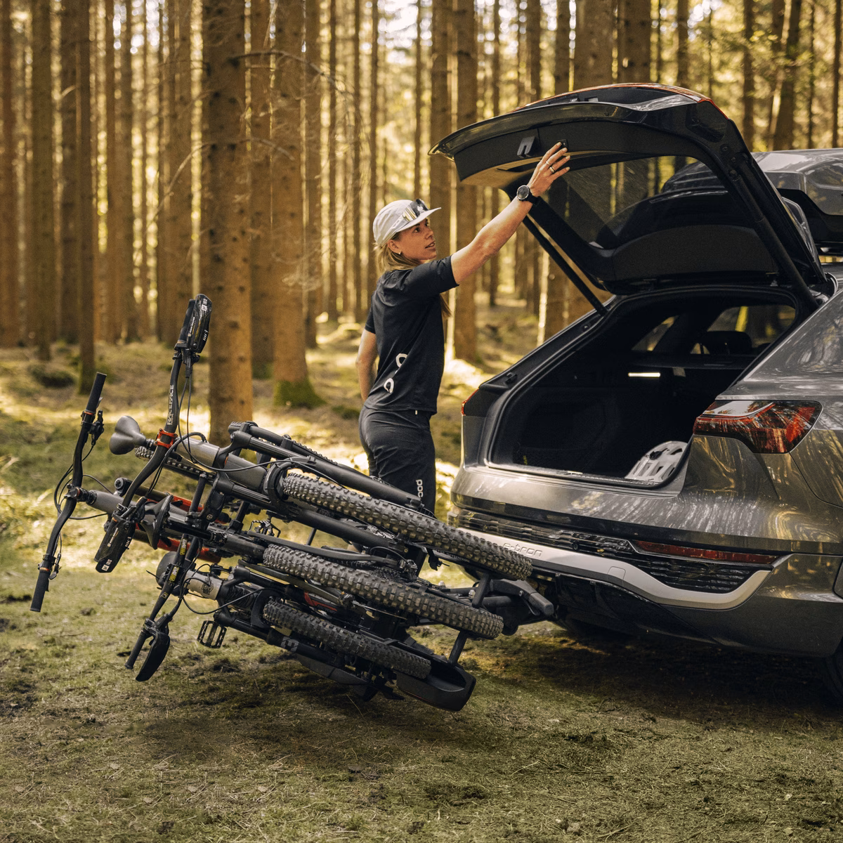 Thule EasyFold 3 Fietsendrager - Trekhaak - 3 Fietsen - Zwart